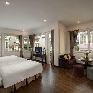 Deluxe Family Queen Suite